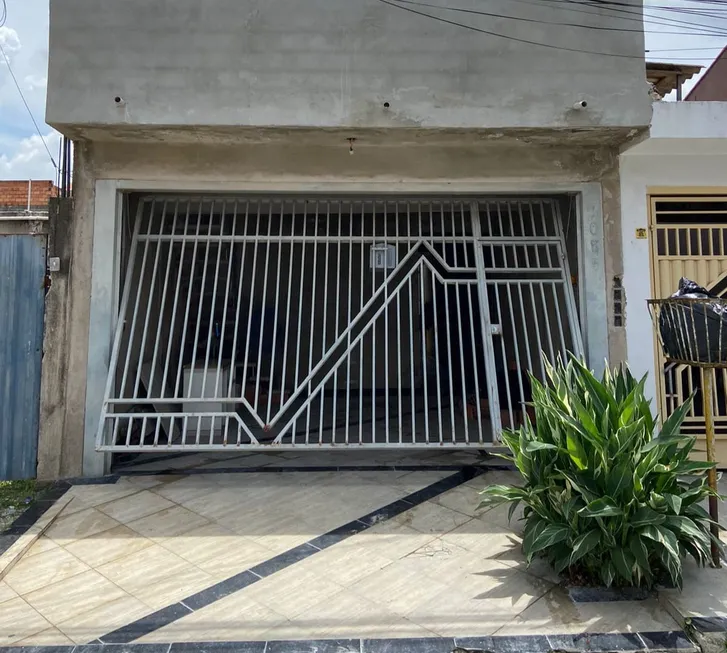 Foto 1 de Casa com 2 Quartos à venda, 250m² em Cidade Miguel Badra, Suzano