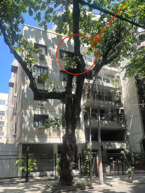 Foto 1 de Apartamento com 3 Quartos à venda, 81m² em Leblon, Rio de Janeiro