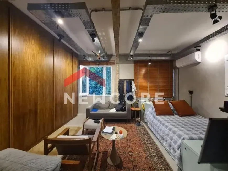 Foto 1 de Apartamento com 1 Quarto à venda, 34m² em Leblon, Rio de Janeiro