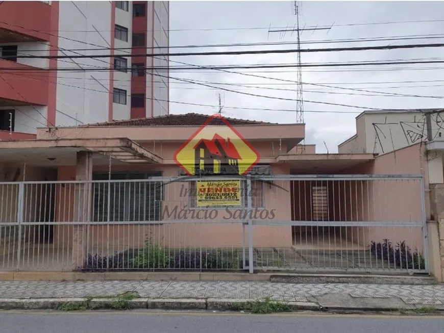 Foto 1 de Casa com 4 Quartos à venda, 250m² em Centro, Taubaté