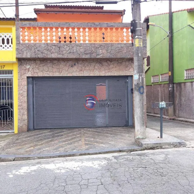 Foto 1 de Casa de Condomínio com 3 Quartos à venda, 272m² em Jardim Las Vegas, Santo André