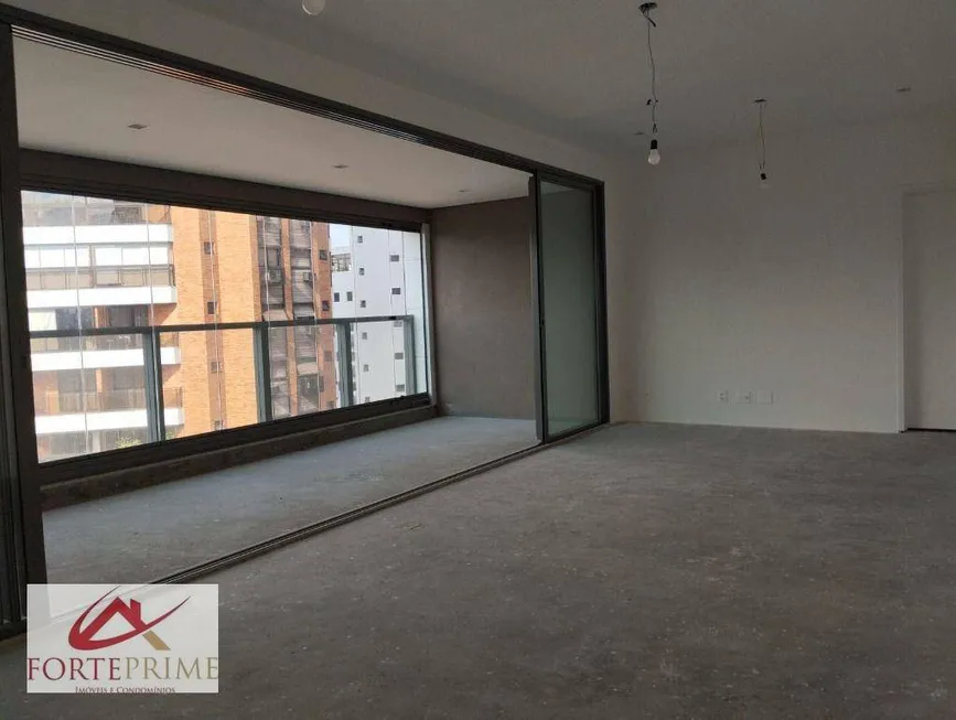 Foto 1 de Apartamento com 2 Quartos à venda, 154m² em Vila Nova Conceição, São Paulo