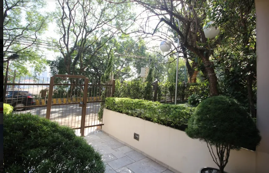 Foto 1 de Apartamento com 4 Quartos à venda, 453m² em Santa Cecília, São Paulo