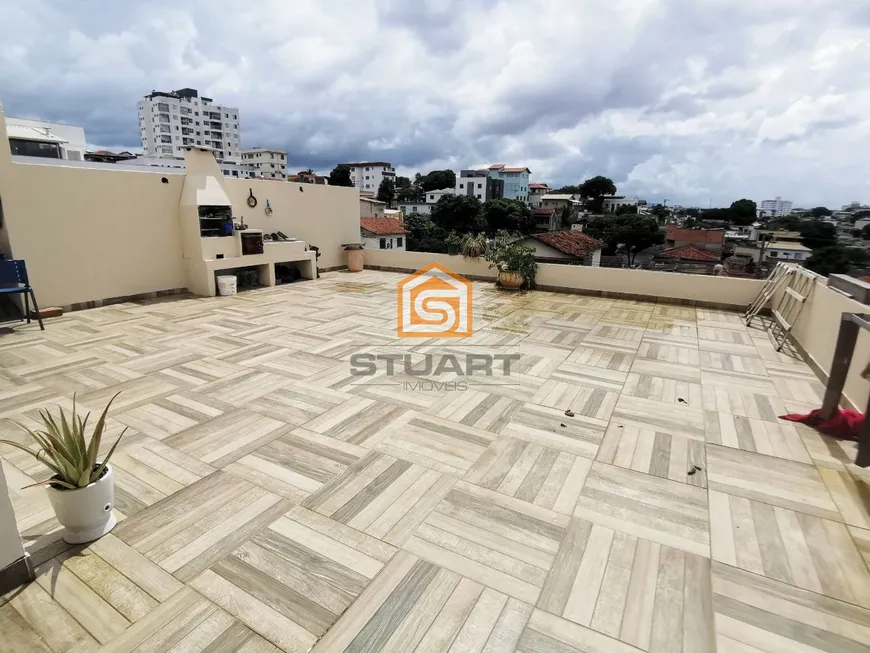 Foto 1 de Casa com 3 Quartos à venda, 320m² em Santa Mônica, Belo Horizonte