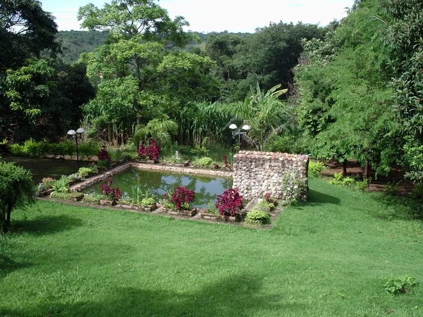 Foto 1 de Fazenda/Sítio com 3 Quartos à venda, 420m² em Centro, Matozinhos