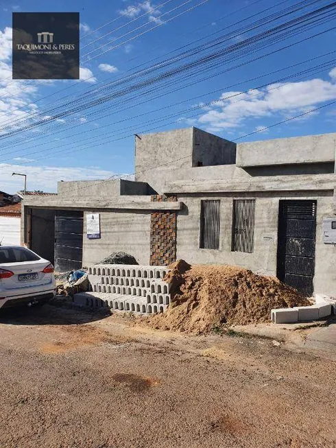 Foto 1 de Sobrado com 4 Quartos à venda, 203m² em Bairro São Carlos 1A. Etapa, Anápolis