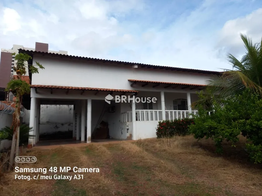 Foto 1 de Casa com 3 Quartos à venda, 600m² em Jardim Cuiabá, Cuiabá