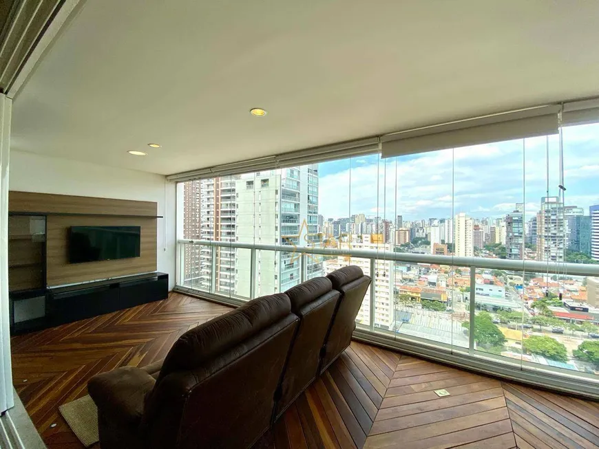 Foto 1 de Apartamento com 1 Quarto para alugar, 75m² em Itaim Bibi, São Paulo