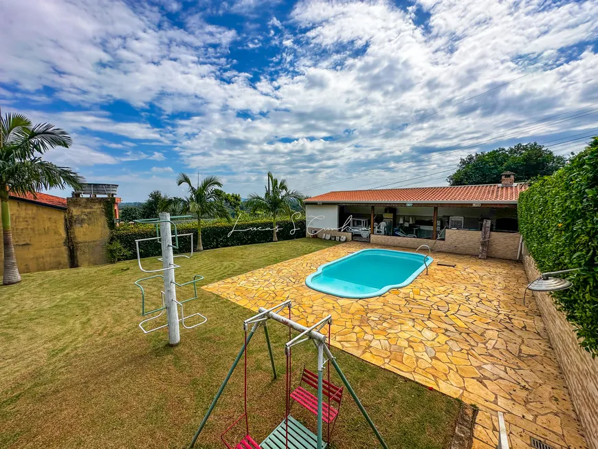 Foto 1 de Fazenda/Sítio com 3 Quartos à venda, 1000m² em Ville Saint James II, Campo Limpo Paulista