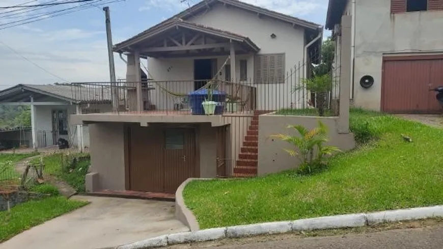 Foto 1 de Casa com 3 Quartos à venda, 120m² em São Jorge, Novo Hamburgo