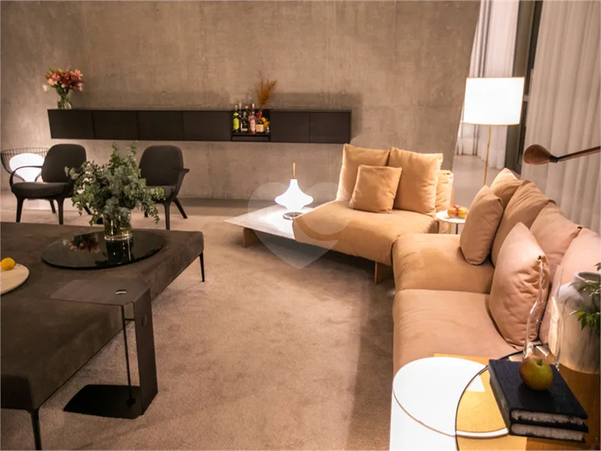 Foto 1 de Apartamento com 1 Quarto à venda, 229m² em Itaim Bibi, São Paulo