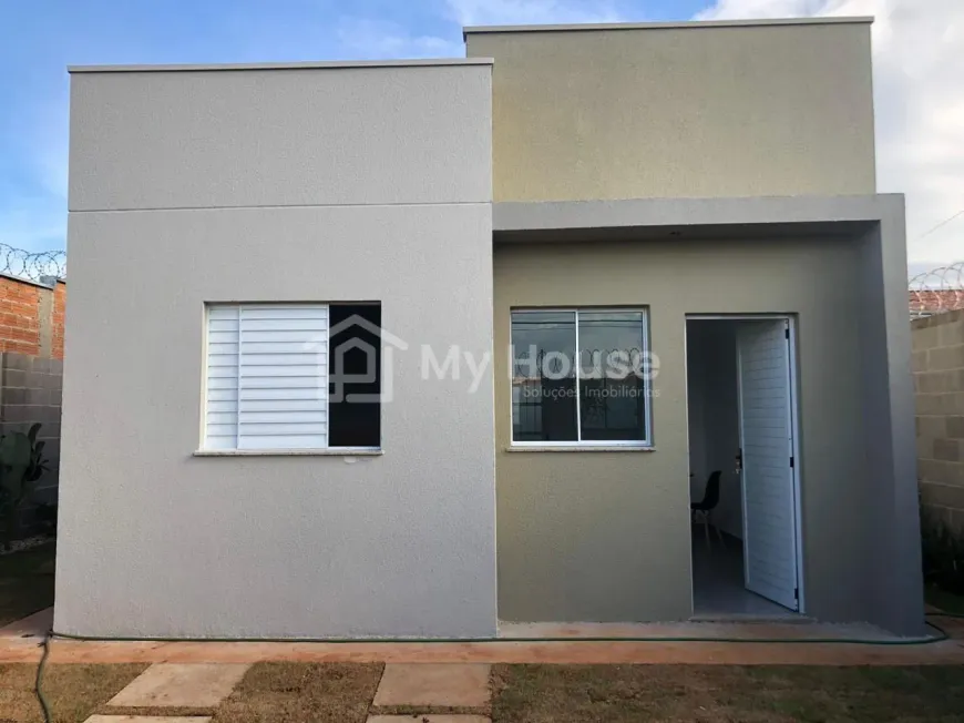 Foto 1 de Casa com 2 Quartos à venda, 46m² em Residencial Monte Carlo, Araraquara