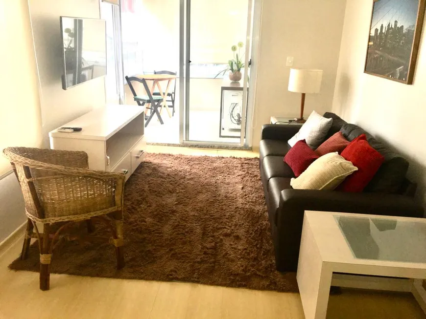 Foto 1 de Apartamento com 2 Quartos para alugar, 80m² em Paraíso, São Paulo