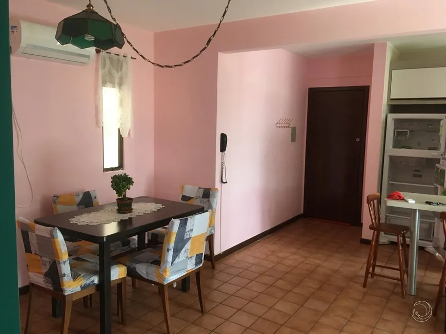 Foto 1 de Apartamento com 2 Quartos à venda, 61m² em Ponta das Canas, Florianópolis