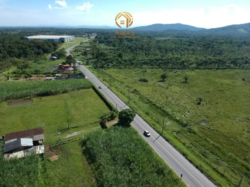 Foto 1 de Lote/Terreno à venda, 337200m² em Miranda, São Francisco do Sul