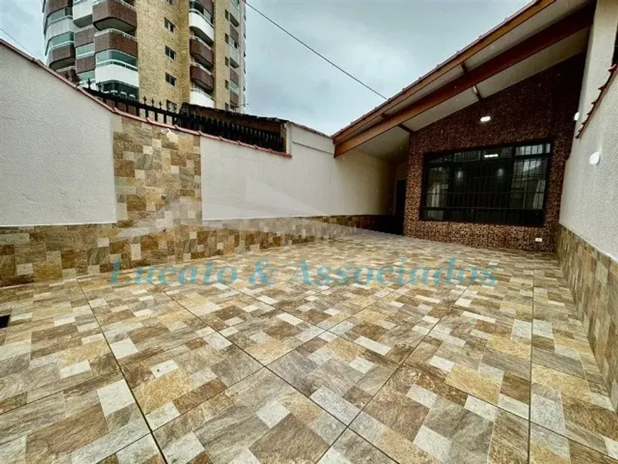 Foto 1 de Casa com 2 Quartos à venda, 90m² em Vila Caicara, Praia Grande