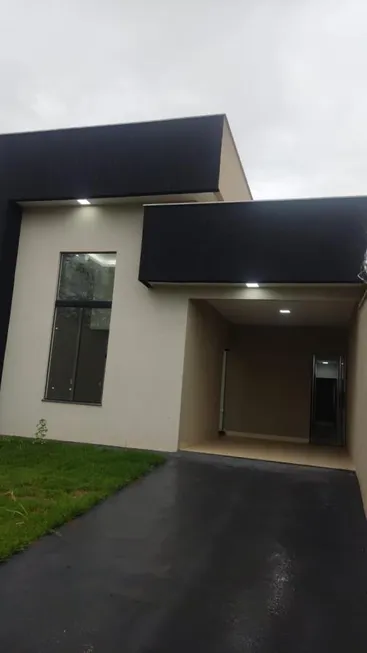 Foto 1 de Casa com 3 Quartos à venda, 300m² em Setor Maysa, Trindade