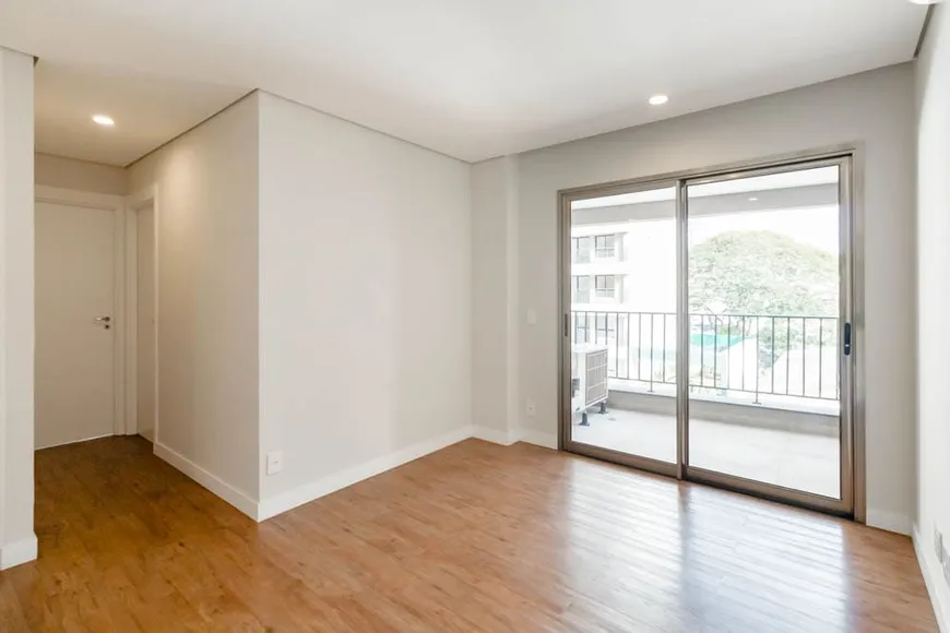 Foto 1 de Apartamento com 2 Quartos para alugar, 66m² em Sumaré, São Paulo