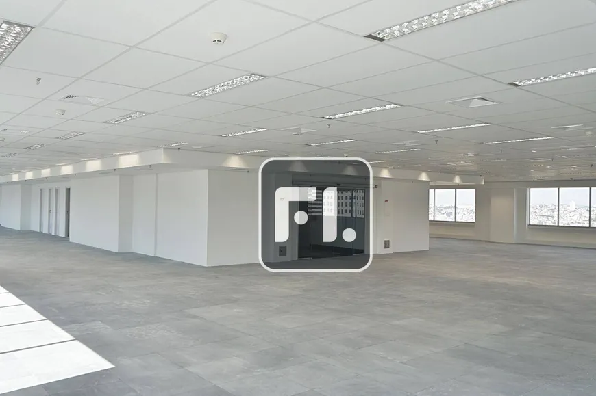 Foto 1 de Sala Comercial para alugar, 950m² em Alphaville, Barueri