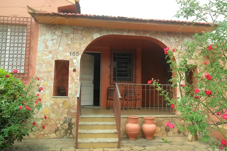 Foto 1 de Casa com 6 Quartos à venda, 250m² em Centro, Campos dos Goytacazes