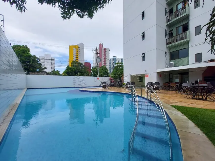 Foto 1 de Apartamento com 3 Quartos à venda, 65m² em Candeias, Jaboatão dos Guararapes