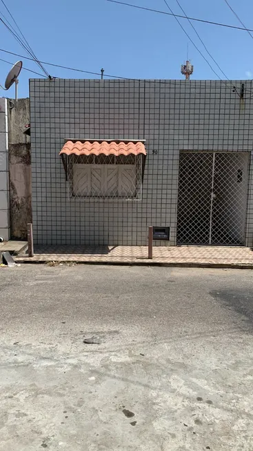 Foto 1 de Casa com 3 Quartos à venda, 110m² em Lagoa Seca, Natal