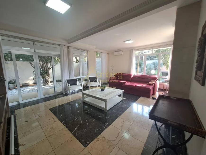 Foto 1 de Casa de Condomínio com 3 Quartos à venda, 600m² em Chácara Monte Alegre, São Paulo