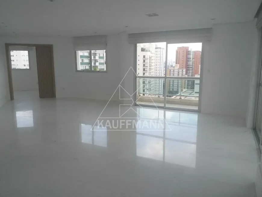 Foto 1 de Apartamento com 3 Quartos à venda, 209m² em Moema, São Paulo