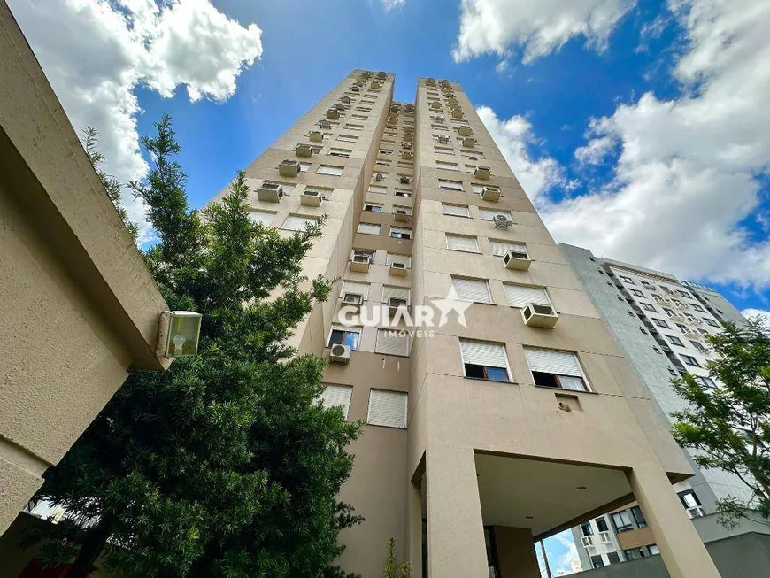 Foto 1 de Apartamento com 2 Quartos à venda, 55m² em Santana, Porto Alegre