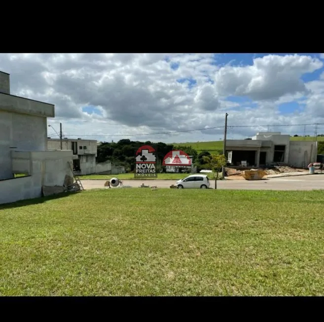 Foto 1 de Lote/Terreno à venda, 300m² em Bairro do Grama, Caçapava
