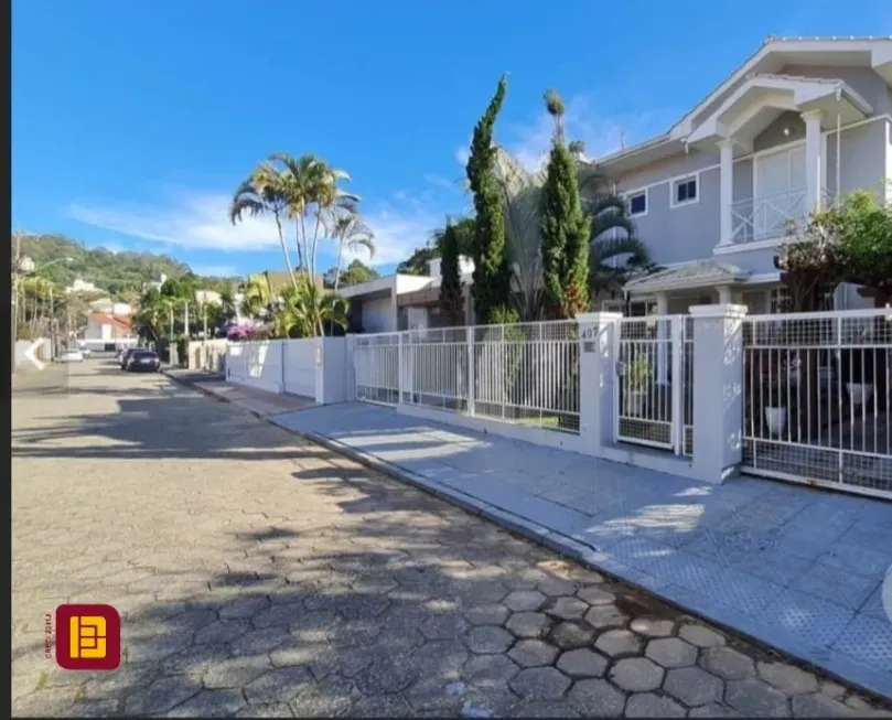 Foto 1 de Casa com 4 Quartos à venda, 257m² em Santa Mônica, Florianópolis