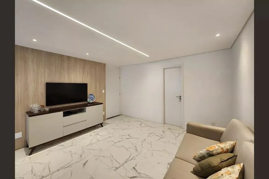 Foto 1 de Apartamento com 4 Quartos à venda, 158m² em Funcionários, Belo Horizonte