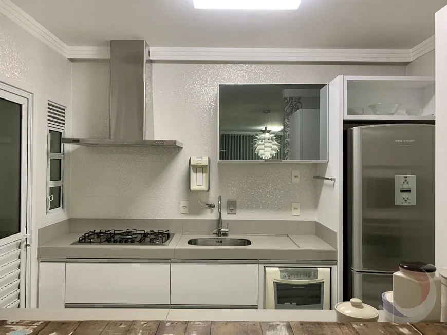 Foto 1 de Apartamento com 3 Quartos à venda, 88m² em Itacorubi, Florianópolis