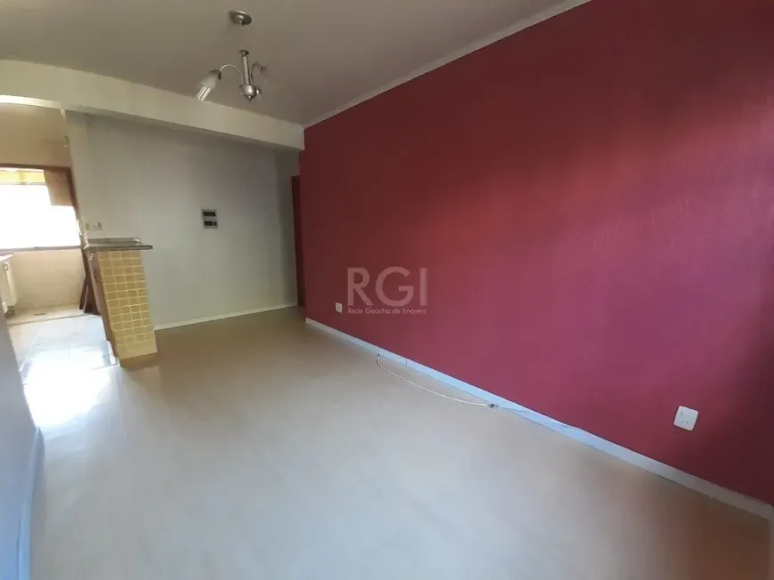 Foto 1 de Apartamento com 2 Quartos à venda, 60m² em Azenha, Porto Alegre