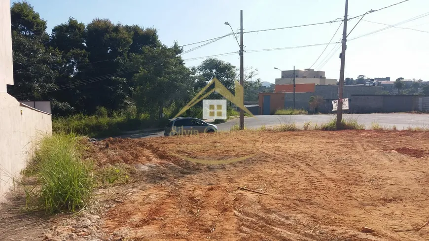 Foto 1 de Lote/Terreno à venda, 413m² em Novo Centro, Santa Luzia