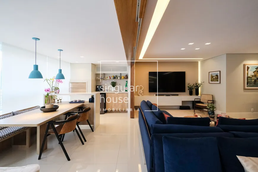 Foto 1 de Apartamento com 3 Quartos para alugar, 189m² em Indianópolis, São Paulo