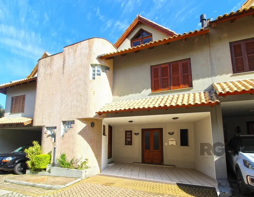 Foto 1 de Casa de Condomínio com 3 Quartos à venda, 178m² em Cristal, Porto Alegre