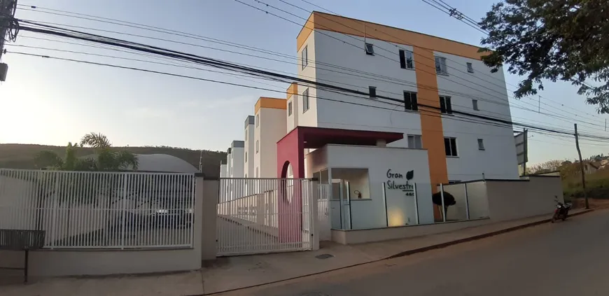 Foto 1 de Apartamento com 2 Quartos à venda, 53m² em Silvestre, Viçosa