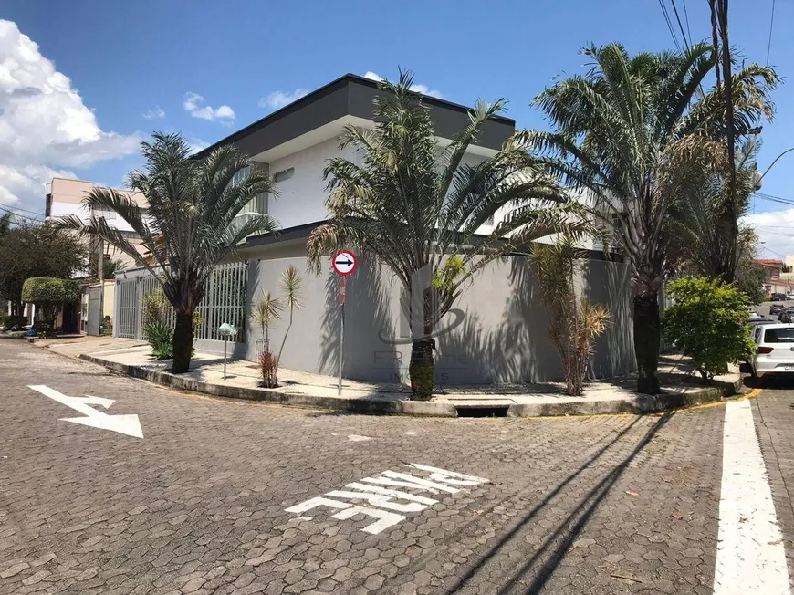 Foto 1 de Casa com 4 Quartos à venda, 229m² em Morada da Colina, Volta Redonda