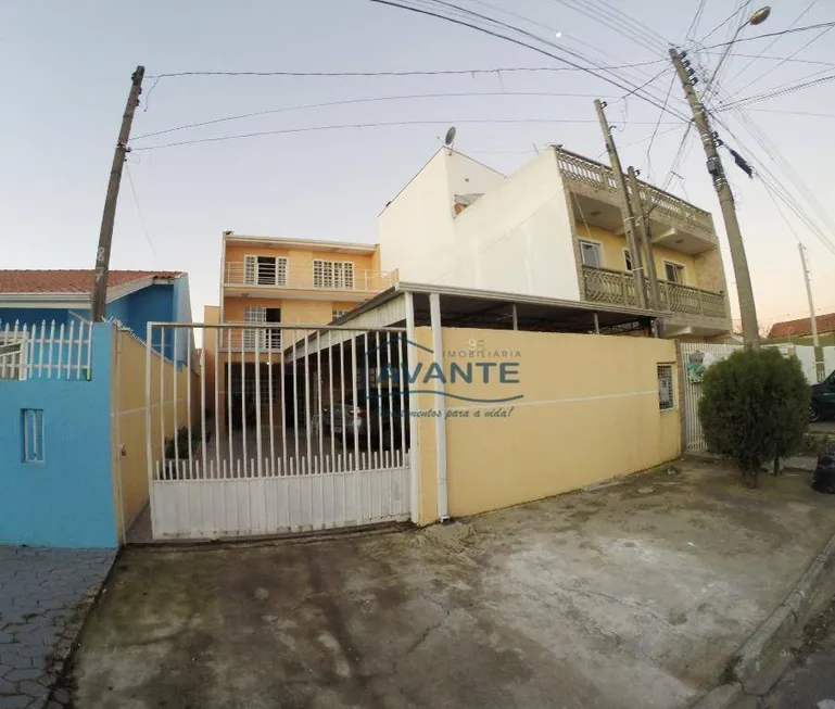Foto 1 de Sobrado com 4 Quartos à venda, 189m² em Sitio Cercado, Curitiba