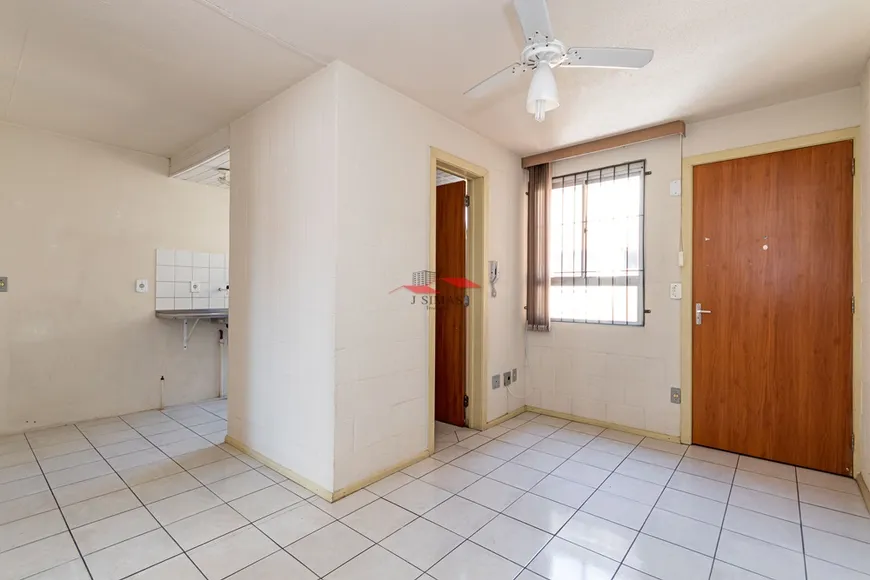 Foto 1 de Apartamento com 2 Quartos à venda, 38m² em Jardim Leopoldina, Porto Alegre