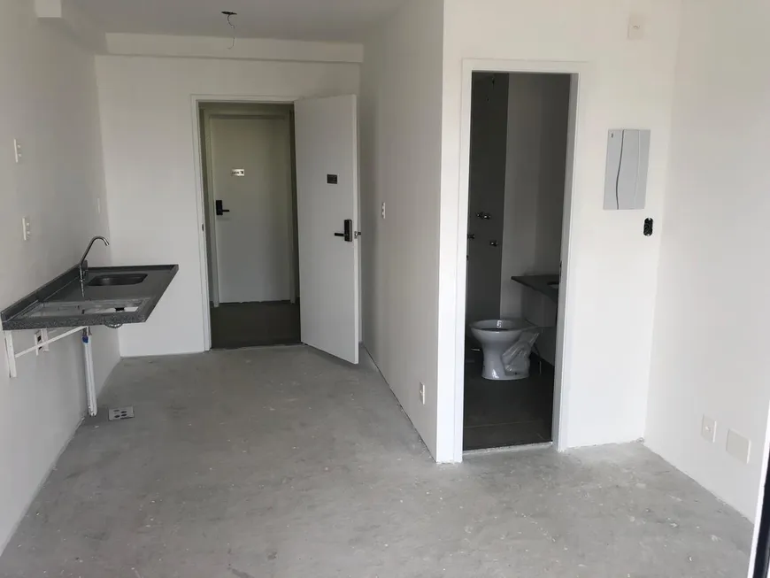 Foto 1 de Apartamento com 1 Quarto à venda, 25m² em Campo Belo, São Paulo