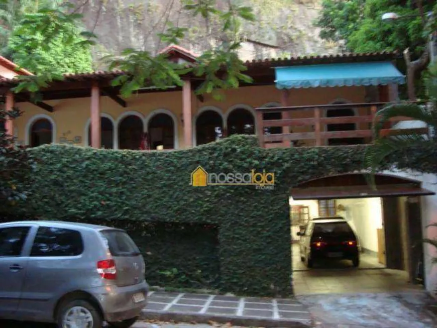 Foto 1 de Casa com 3 Quartos à venda, 315m² em Itacoatiara, Niterói