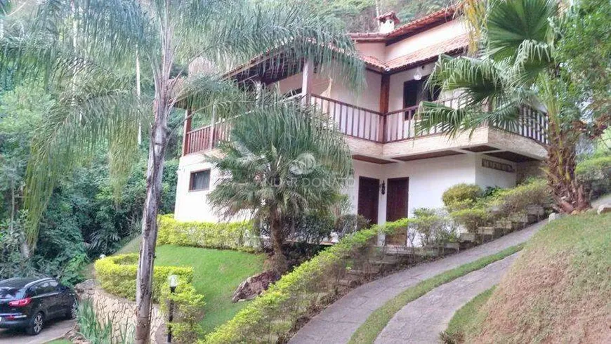 Foto 1 de Casa com 5 Quartos à venda, 385m² em Canto das Águas, Rio Acima