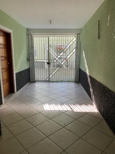 Foto 1 de Sobrado com 2 Quartos à venda, 74m² em Parque Ipê, São Paulo