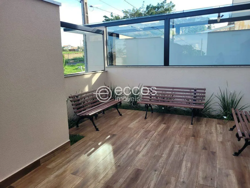 Foto 1 de Apartamento com 2 Quartos à venda, 44m² em Alto Umuarama, Uberlândia