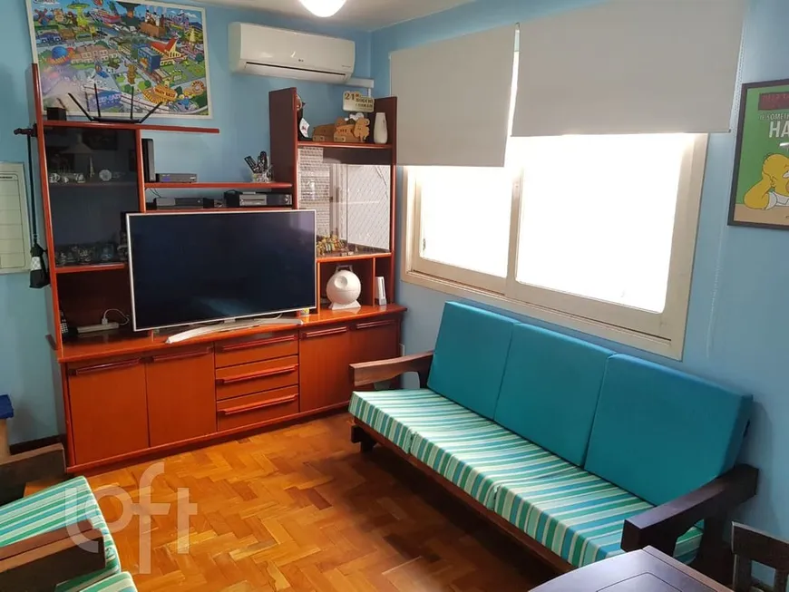 Foto 1 de Apartamento com 1 Quarto à venda, 78m² em Santa Cecília, Porto Alegre