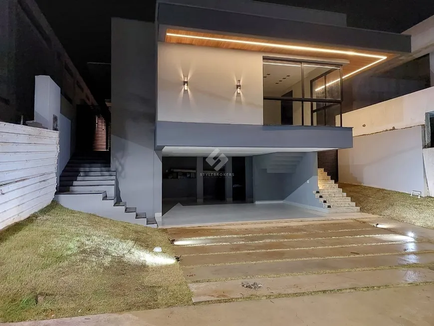Foto 1 de Casa de Condomínio com 3 Quartos à venda, 253m² em Passagem da Conceição, Várzea Grande
