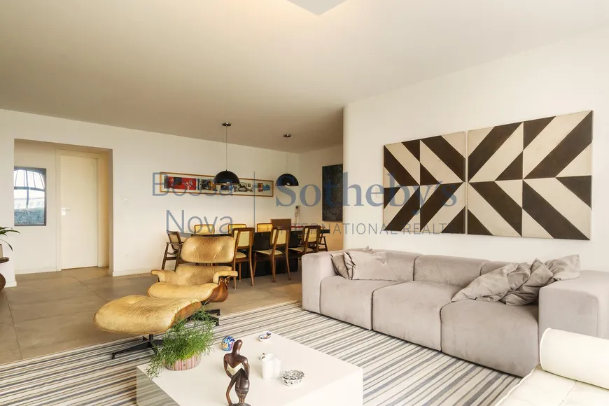 Foto 1 de Apartamento com 4 Quartos à venda, 173m² em Alto Da Boa Vista, São Paulo
