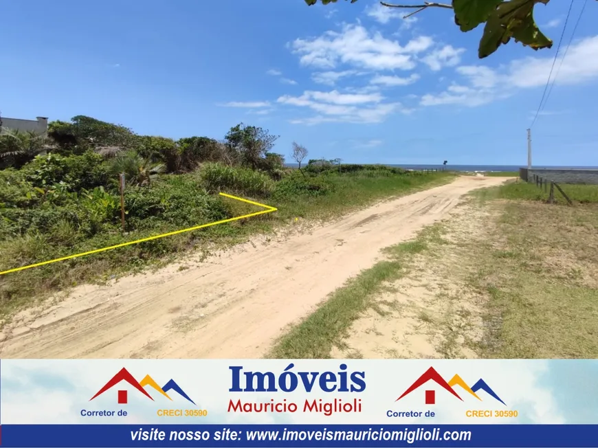 Foto 1 de Lote/Terreno à venda, 300m² em Praia do Ervino, São Francisco do Sul